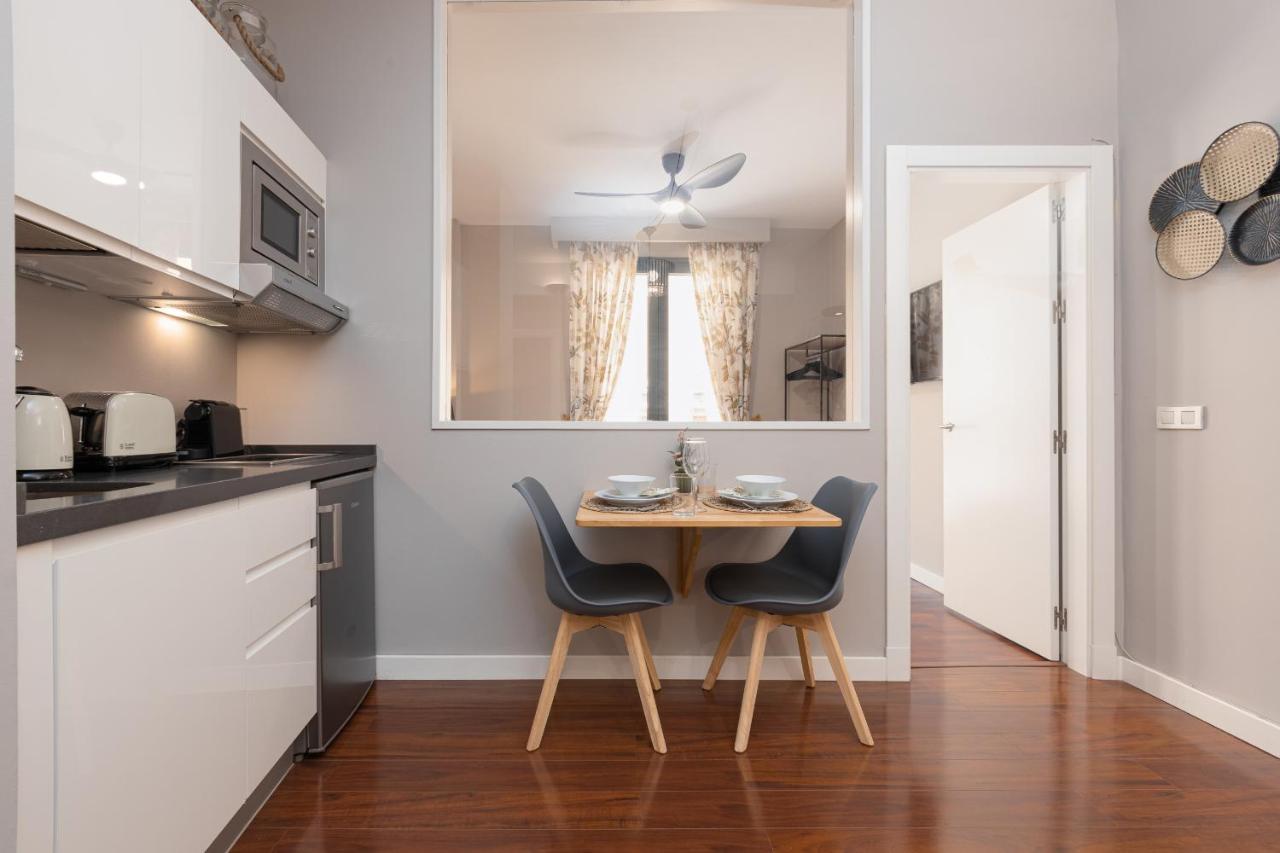 C31 Deluxe Apartment Into Cathedral Square 말라가 외부 사진