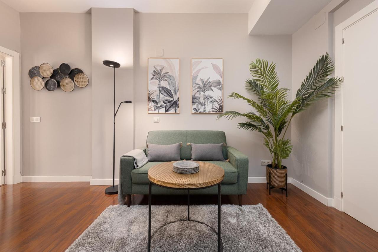 C31 Deluxe Apartment Into Cathedral Square 말라가 외부 사진