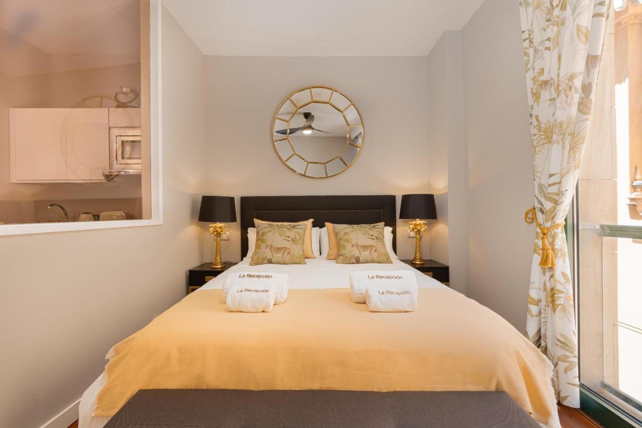 C31 Deluxe Apartment Into Cathedral Square 말라가 외부 사진
