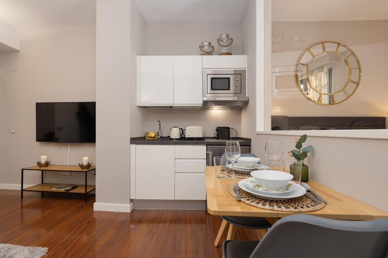 C31 Deluxe Apartment Into Cathedral Square 말라가 외부 사진