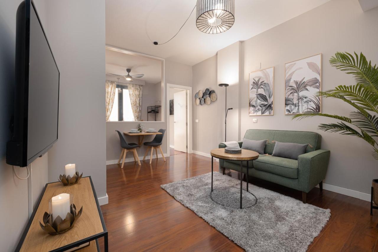 C31 Deluxe Apartment Into Cathedral Square 말라가 외부 사진